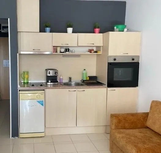 Apartment Harmony Hills Tomovi A12